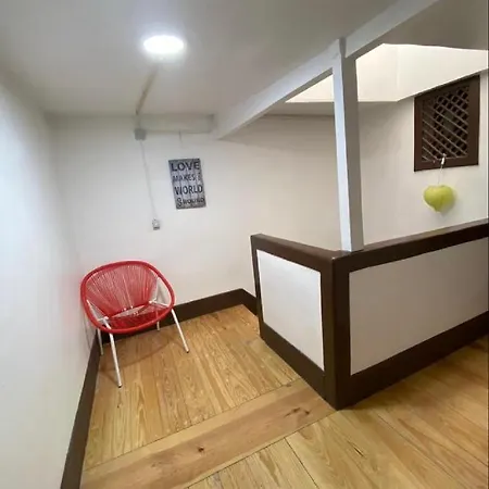 Simplicity Rooms & Suites Хостел Лиссабон